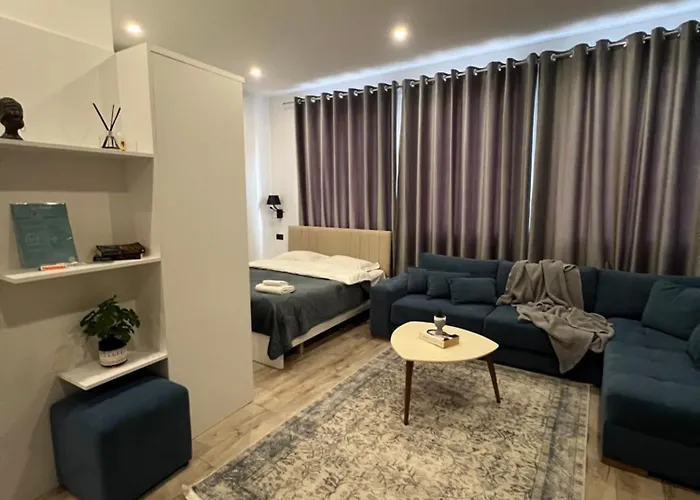 Cane Apartments