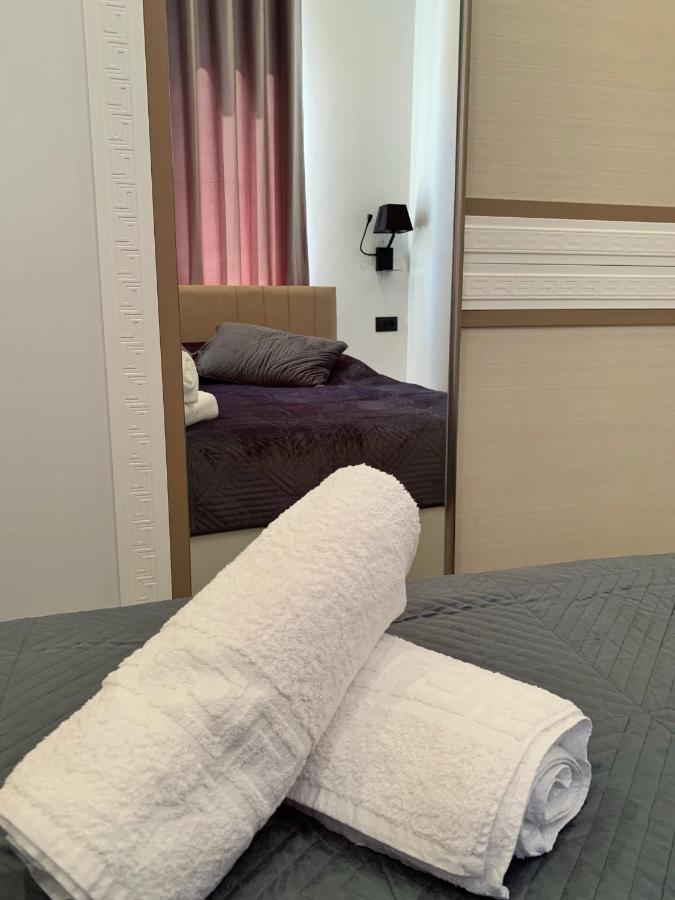 Cane Apartment *